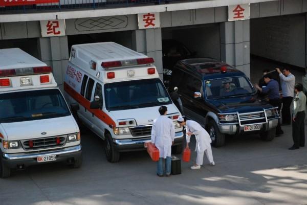 贡嘎县救护车转院